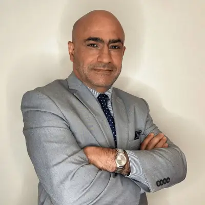 Dr. Hamid Mirzania BGMG Cosmetics